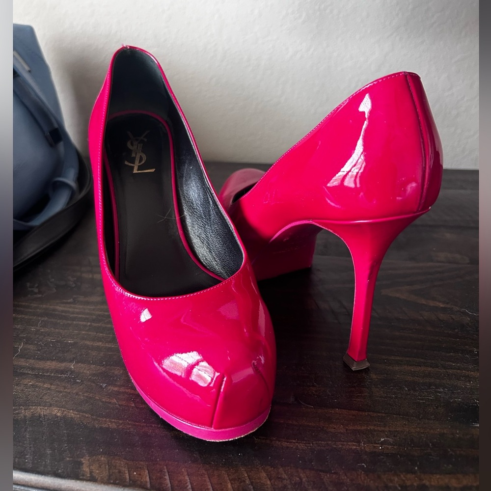 YSL Tribtoo bright pink patent leather heels - Picture 2 of 10